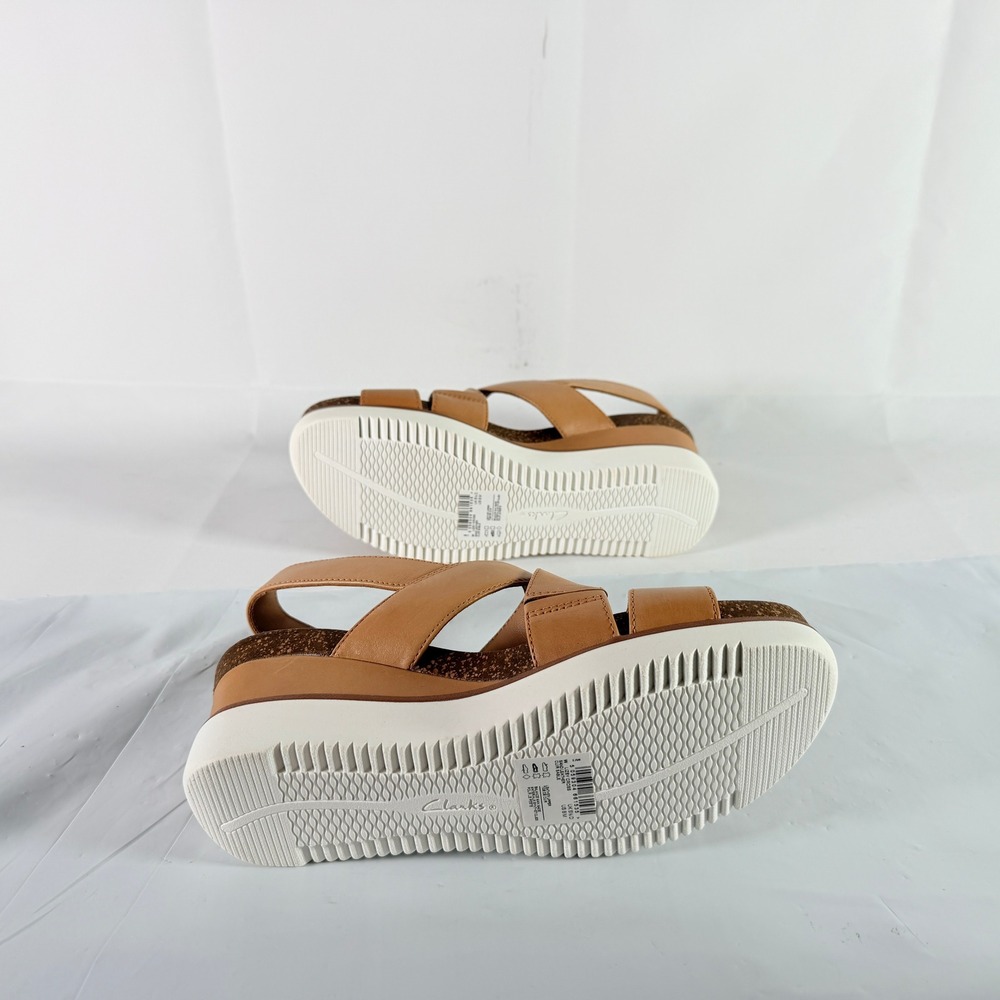 Clarks Lizby Cross Sandal Women 8 Sand Leather Platform Wedge New In Box - Picture 7 of 11